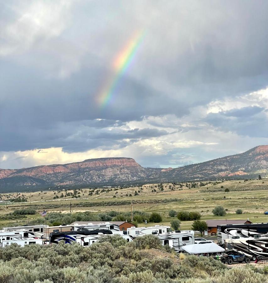 The Riverside Ranch Motel And Rv Park Southern Utah Hatch Exterior photo
