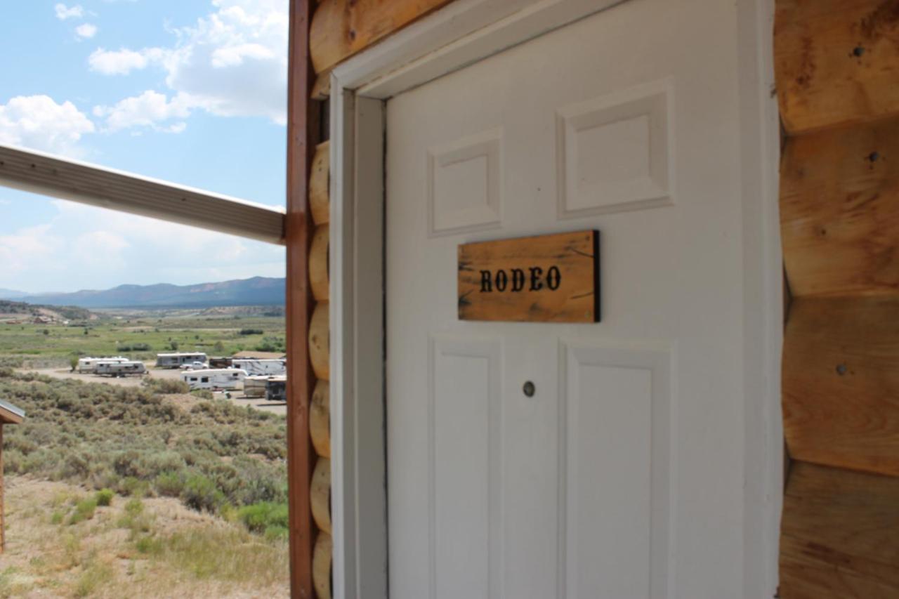The Riverside Ranch Motel And Rv Park Southern Utah Hatch Exterior photo