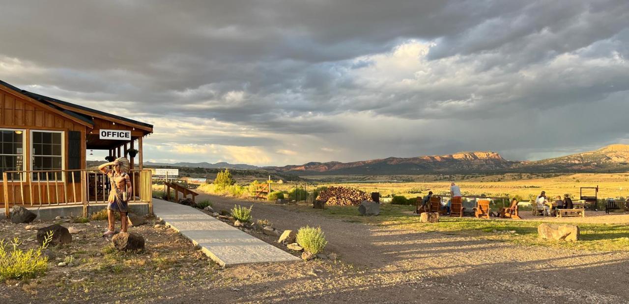 The Riverside Ranch Motel And Rv Park Southern Utah Hatch Exterior photo