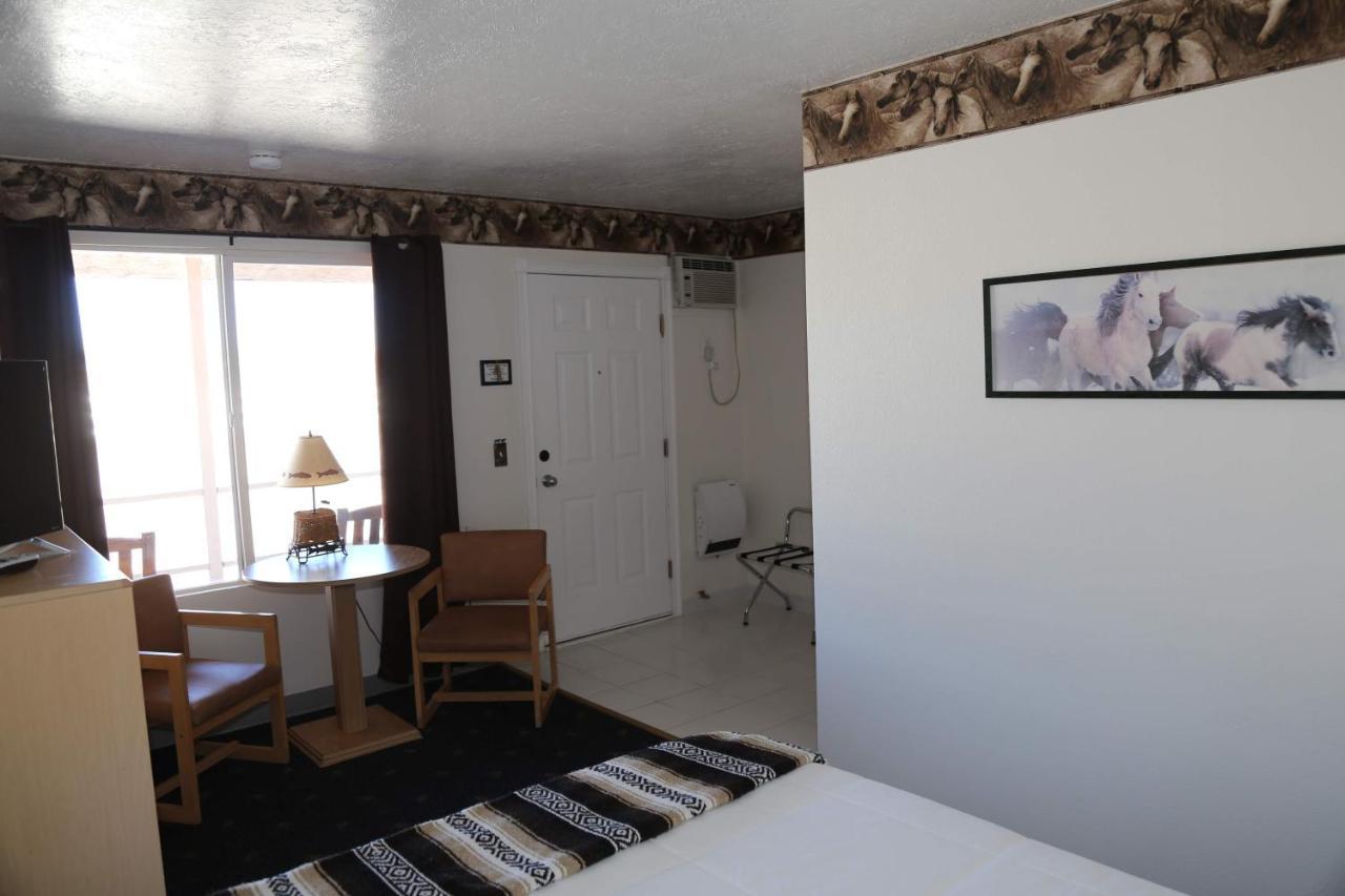 The Riverside Ranch Motel And Rv Park Southern Utah Hatch Exterior photo