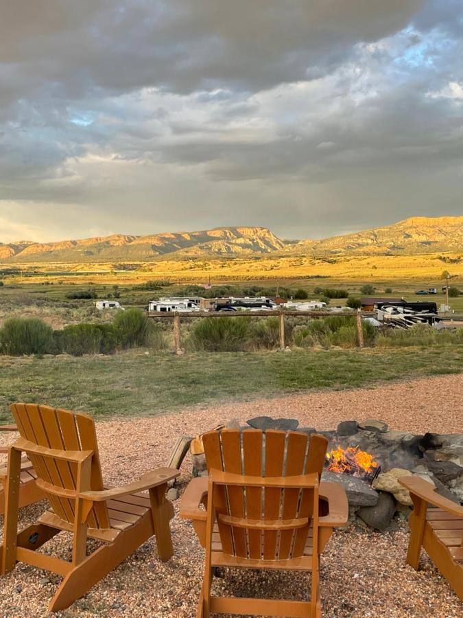 The Riverside Ranch Motel And Rv Park Southern Utah Hatch Exterior photo