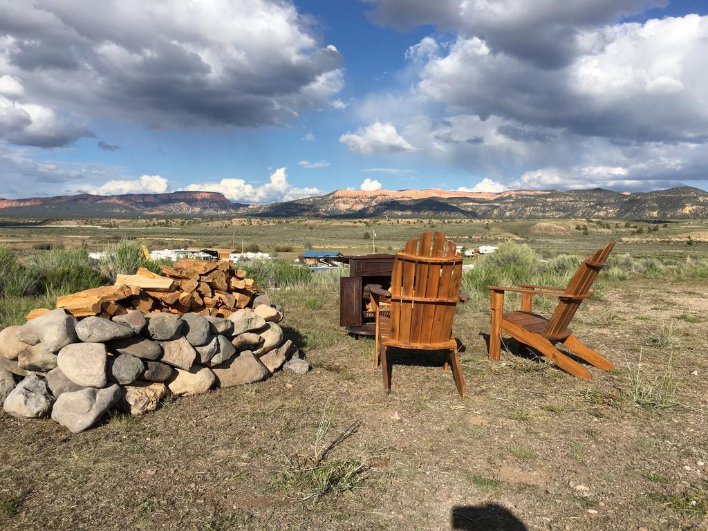 The Riverside Ranch Motel And Rv Park Southern Utah Hatch Exterior photo